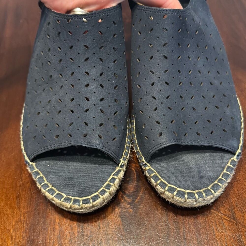 Clarks Artisan Petrina Navy Nubuck Wedges Espadri… - image 2